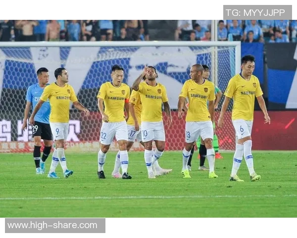 苏宁与鲁能激战正酣现场直播时间定于10月27日精彩不容错过 苏宁与鲁能激战正酣现场直播时间定于10月27日精彩不容错过